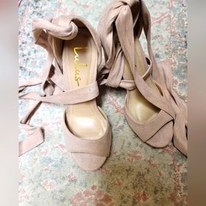 Lulu's Size 7 Heels Worn 1x for my wedding